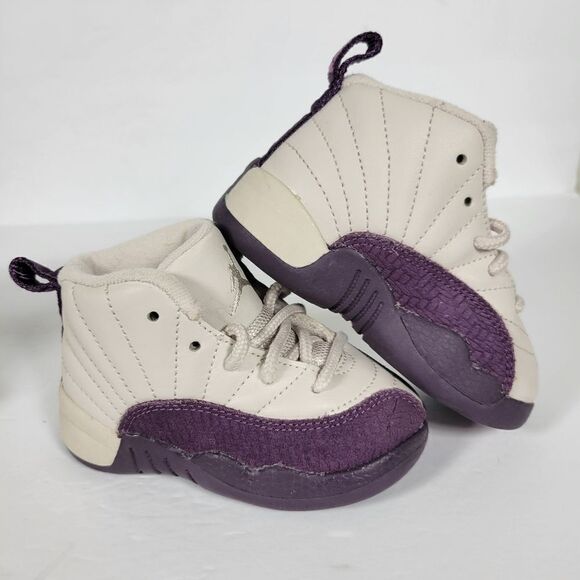Nike Air Jordan Retro 12 Dessert Sand / Purple Sneakers Kids Size 5C 8196666-001 - Picture 5 of 9